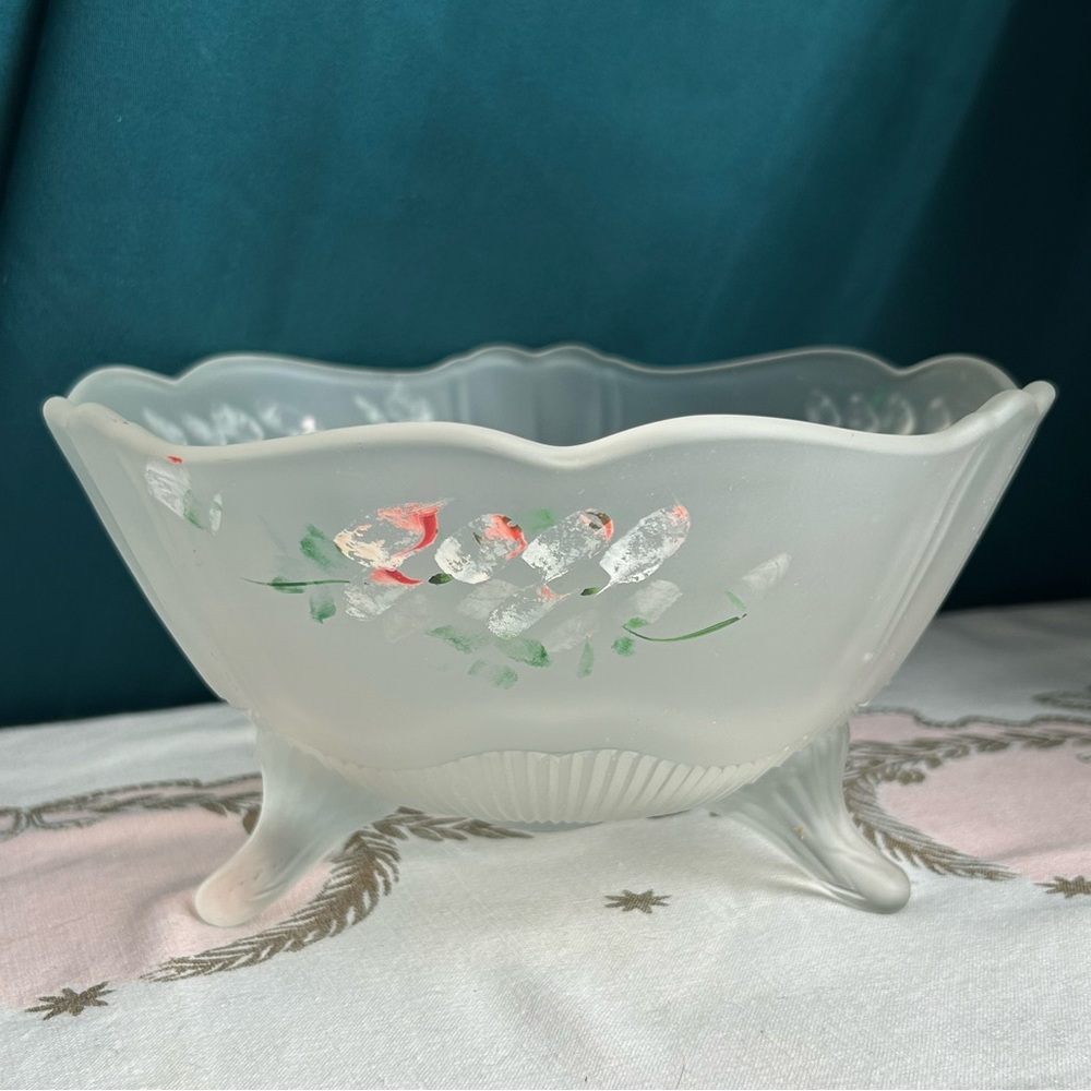 Vintage 30s Hand Painted Frosted Satin Kay 3 Toe Fruit Bowl